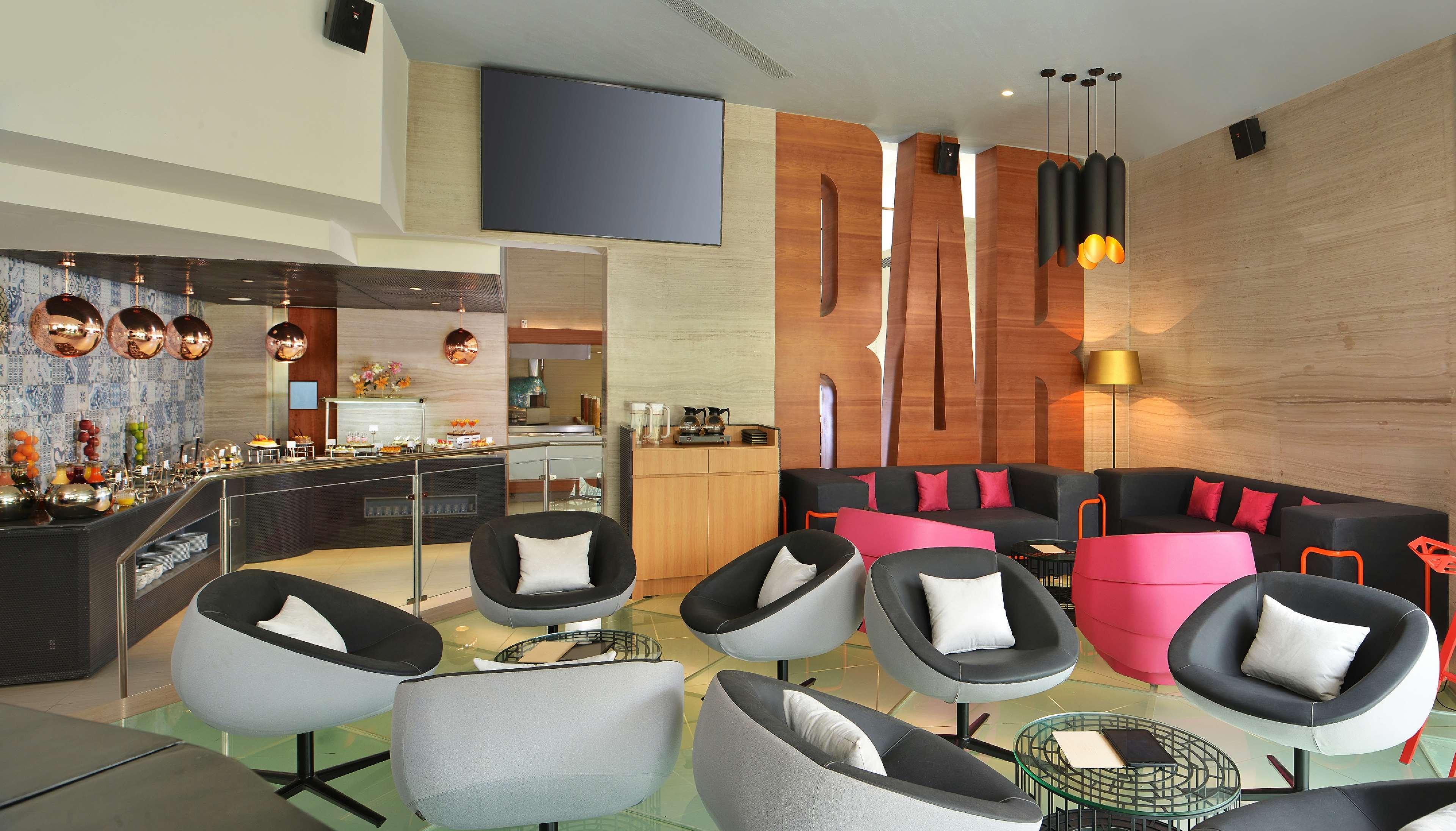 Radisson Center 4* Bangalore